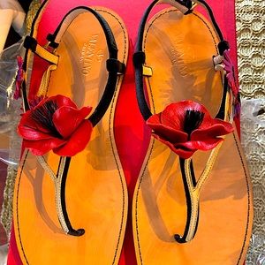 Valentino leather floral thong sandal 39.5